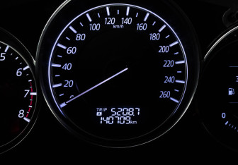 Подержанный автомобиль Mazda CX-5 2015 года (22 фото)