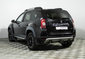 Подержанный автомобиль Renault Duster 2013 года (7 фото)