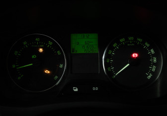 Подержанный автомобиль Skoda Fabia Wagon 2014 года (12 фото)