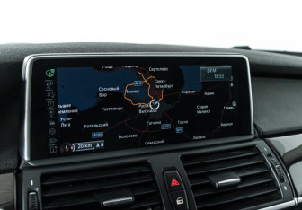 Подержанный автомобиль BMW X6 2013 года (18 фото)