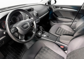 Подержанный автомобиль Audi A3 Hatchback 2013 года (9 фото)