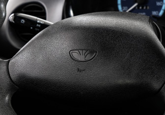 Подержанный автомобиль Daewoo Matiz 2013 года (16 фото)