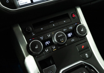 Подержанный автомобиль Land Rover Range Rover Evoque 2014 года (17 фото)