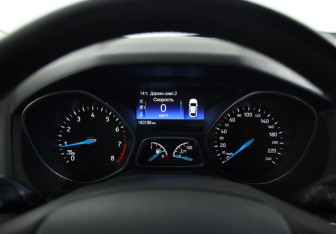 Подержанный автомобиль Ford Focus Hatchback 2019 года (11 фото)