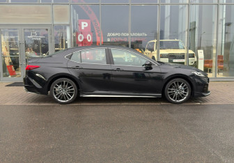Новый Toyota Camry Sedan 2025 (3 фото)