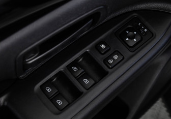 Подержанный автомобиль Mitsubishi Outlander 2018 года (17 фото)