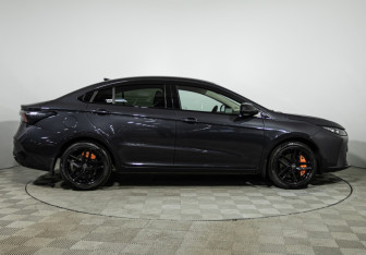 Подержанный автомобиль Omoda S5 GT 2023 года (4 фото)