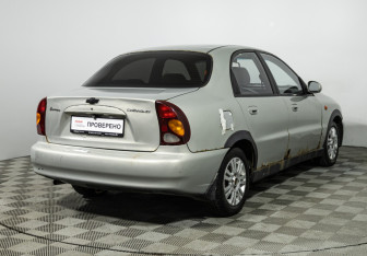 Подержанный автомобиль Chevrolet Lanos 2008 года (5 фото)
