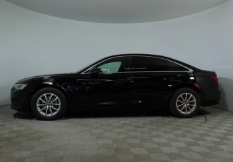 Подержанный автомобиль Audi A6 Sedan 2020 года (9 фото)
