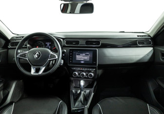 Подержанный автомобиль Renault Arkana 2019 года (13 фото)