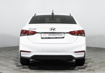 Подержанный автомобиль Hyundai Solaris Sedan 2017 года (6 фото)