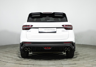 Подержанный автомобиль Geely Coolray 2023 года (6 фото)