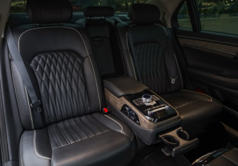 Подержанный автомобиль Genesis G90 2020 года (35 фото)