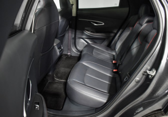 Подержанный автомобиль Changan UNI-T 2023 года (11 фото)