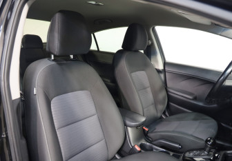 Подержанный автомобиль Kia Cerato Sedan 2018 года (18 фото)