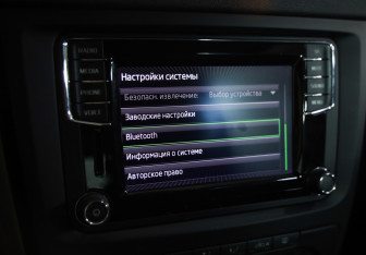 Подержанный автомобиль Skoda Yeti 2015 года (13 фото)