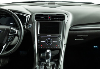 Подержанный автомобиль Ford Mondeo Sedan 2016 года (14 фото)