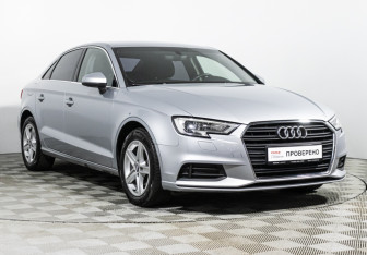 Подержанный автомобиль Audi A3 Sedan 2019 года (3 фото)