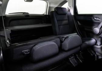 Подержанный автомобиль Honda CR-V 2008 года (19 фото)