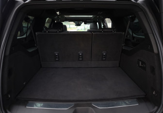 Подержанный автомобиль Cadillac Escalade Suv 2021 года (33 фото)