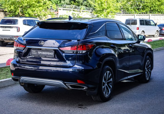 Подержанный автомобиль Lexus RX 2019 года (5 фото)