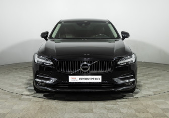 Подержанный автомобиль Volvo S90 2017 года (2 фото)