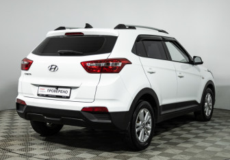 Подержанный автомобиль Hyundai Creta 2019 года (5 фото)