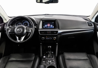 Подержанный автомобиль Mazda CX-5 2017 года (10 фото)