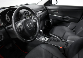 Подержанный автомобиль Mazda 3 Sedan 2007 года (9 фото)