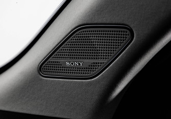 Подержанный автомобиль Changan UNI-K 2023 года (26 фото)