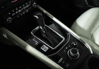 Подержанный автомобиль Mazda CX-5 2019 года (18 фото)