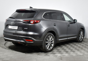 Подержанный автомобиль Mazda CX-9 2017 года (5 фото)