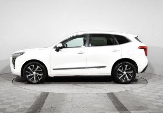 Подержанный автомобиль Haval Jolion 2021 года (8 фото)