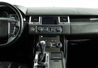 Подержанный автомобиль Land Rover Range Rover Sport 2012 года (14 фото)