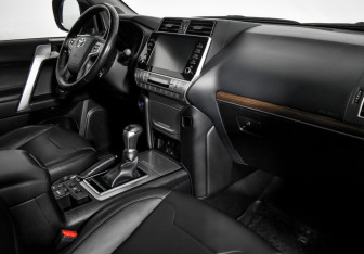 Подержанный автомобиль Toyota Land Cruiser Prado 2021 года (14 фото)