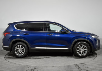 Подержанный автомобиль Hyundai Santa Fe 2019 года (4 фото)
