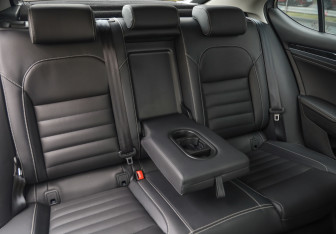 Подержанный автомобиль Skoda Superb Liftback 2023 года (32 фото)