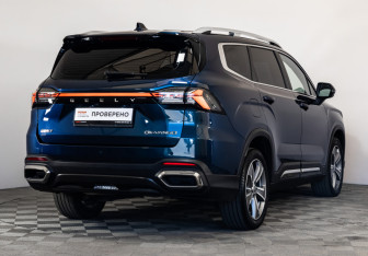 Подержанный автомобиль Geely Okavango 2023 года (6 фото)