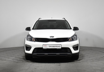 Подержанный автомобиль Kia Rio Hatchback 2019 года (2 фото)