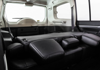 Подержанный автомобиль Mitsubishi Pajero 2014 года (22 фото)