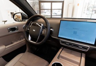 Новый LiXiang L7 2025 (11 фото)