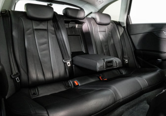 Подержанный автомобиль Audi A4 allroad 2016 года (28 фото)