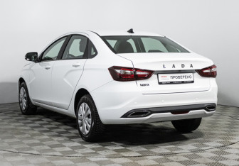 Подержанный автомобиль LADA (ВАЗ) Vesta Sedan 2024 года (7 фото)