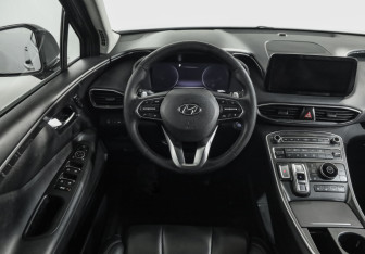 Подержанный автомобиль Hyundai Santa Fe 2020 года (11 фото)
