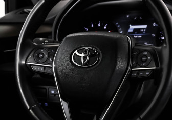 Подержанный автомобиль Omoda C5 2022 года (13 фото)