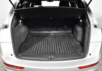 Подержанный автомобиль Audi Q5 2012 года (20 фото)