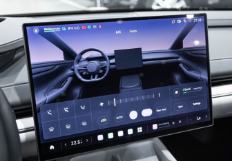 Подержанный автомобиль Xiaomi SU7 2024 года (33 фото)