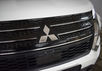 Новый Mitsubishi Outlander 2023 (13 фото)
