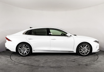 Подержанный автомобиль Hyundai Grandeur 2021 года (5 фото)