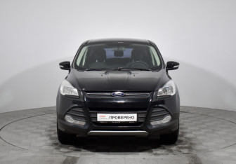 Подержанный автомобиль Ford Kuga 2014 года (2 фото)